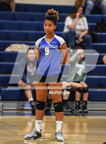 Thumbnail 1 in Analy vs. Benicia photogallery.