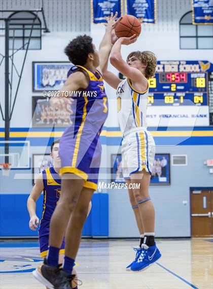 Thumbnail 3 in Early @ Brock photogallery.