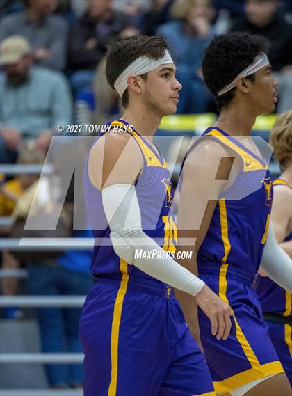 Thumbnail 1 in Early @ Brock photogallery.