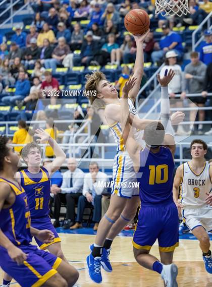 Thumbnail 2 in Early @ Brock photogallery.