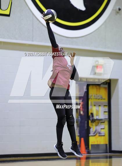 Thumbnail 1 in Rockwall-Heath vs Summit International Prep (Crandall Tournament) photogallery.