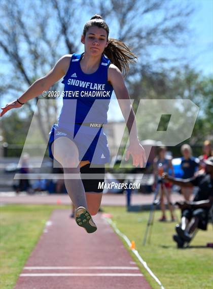 Thumbnail 2 in 5th Annual Small School Invitational (Triple Jump) photogallery.