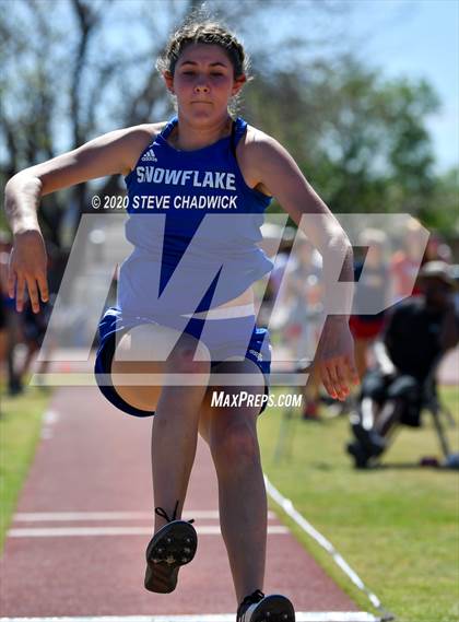 Thumbnail 3 in 5th Annual Small School Invitational (Triple Jump) photogallery.