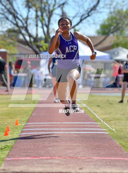 Thumbnail 2 in 5th Annual Small School Invitational (Triple Jump) photogallery.