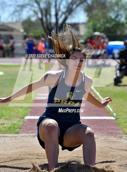 Thumbnail 1 in 5th Annual Small School Invitational (Triple Jump) photogallery.
