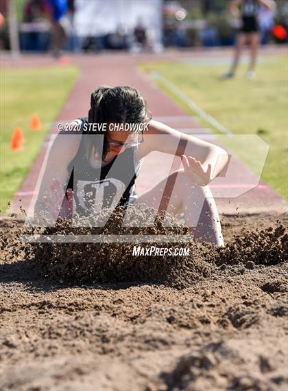Thumbnail 3 in 5th Annual Small School Invitational (Triple Jump) photogallery.