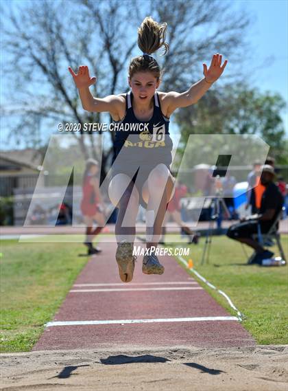 Thumbnail 3 in 5th Annual Small School Invitational (Triple Jump) photogallery.