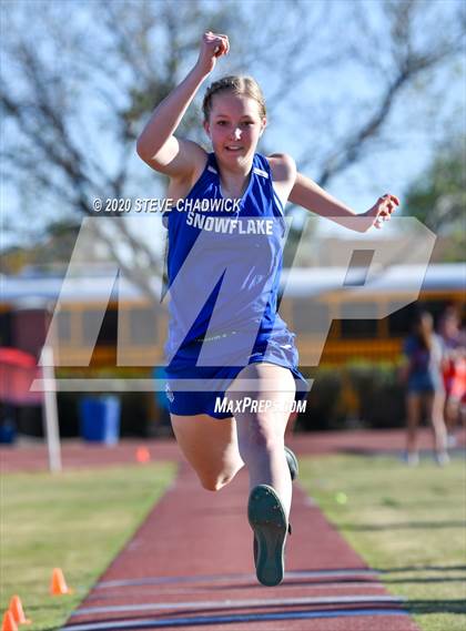 Thumbnail 2 in 5th Annual Small School Invitational (Triple Jump) photogallery.