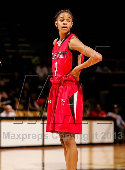 Thumbnail 3 in Regis Jesuit vs. Highlands Ranch (CHSAA 5A Final) photogallery.