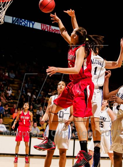Thumbnail 1 in Regis Jesuit vs. Highlands Ranch (CHSAA 5A Final) photogallery.