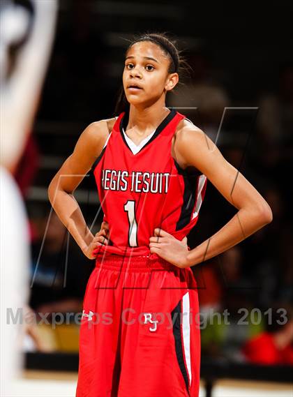 Thumbnail 3 in Regis Jesuit vs. Highlands Ranch (CHSAA 5A Final) photogallery.