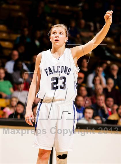Thumbnail 3 in Regis Jesuit vs. Highlands Ranch (CHSAA 5A Final) photogallery.