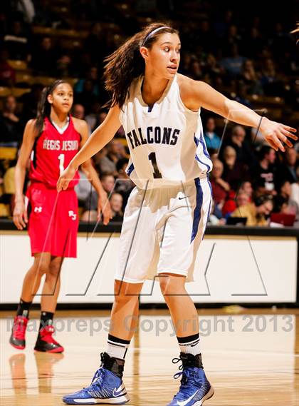 Thumbnail 1 in Regis Jesuit vs. Highlands Ranch (CHSAA 5A Final) photogallery.