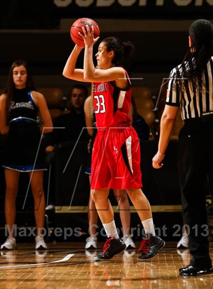 Thumbnail 1 in Regis Jesuit vs. Highlands Ranch (CHSAA 5A Final) photogallery.