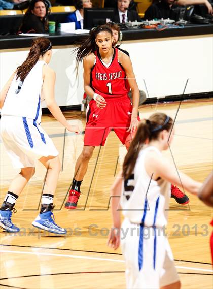 Thumbnail 1 in Regis Jesuit vs. Highlands Ranch (CHSAA 5A Final) photogallery.