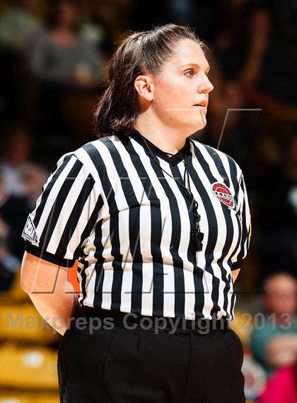 Thumbnail 1 in Regis Jesuit vs. Highlands Ranch (CHSAA 5A Final) photogallery.