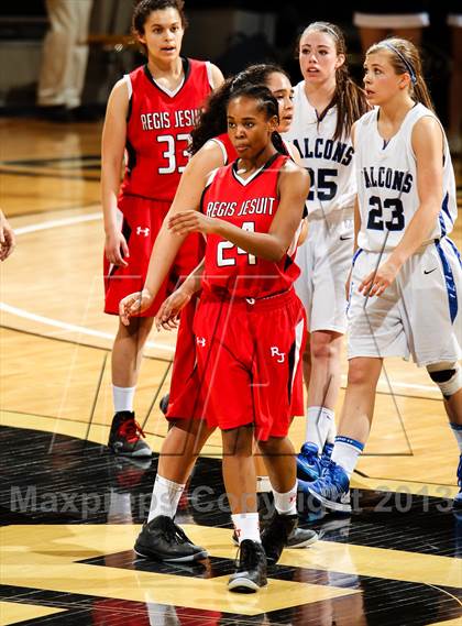Thumbnail 2 in Regis Jesuit vs. Highlands Ranch (CHSAA 5A Final) photogallery.
