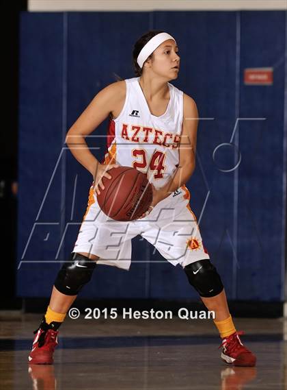 Thumbnail 3 in Yucca Valley vs. Palm Desert (MaxPreps Holiday Classic) photogallery.