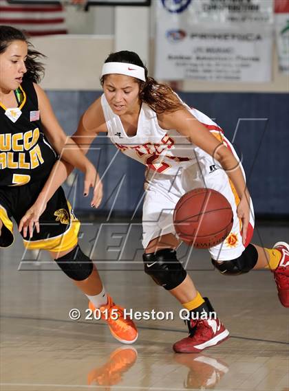 Thumbnail 1 in Yucca Valley vs. Palm Desert (MaxPreps Holiday Classic) photogallery.