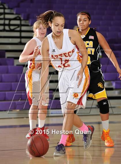 Thumbnail 3 in Yucca Valley vs. Palm Desert (MaxPreps Holiday Classic) photogallery.