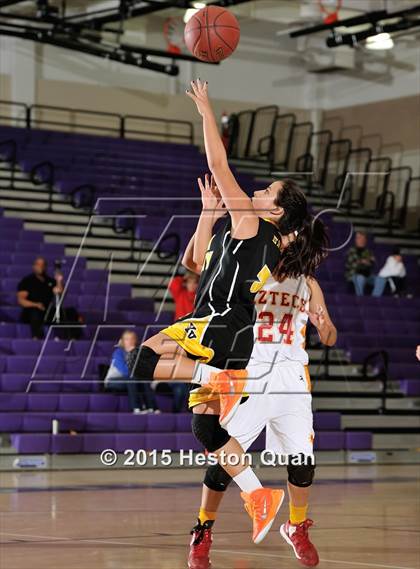 Thumbnail 2 in Yucca Valley vs. Palm Desert (MaxPreps Holiday Classic) photogallery.