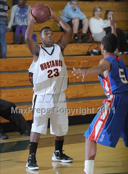 Thumbnail 3 in Foothill vs. Christian Brothers photogallery.