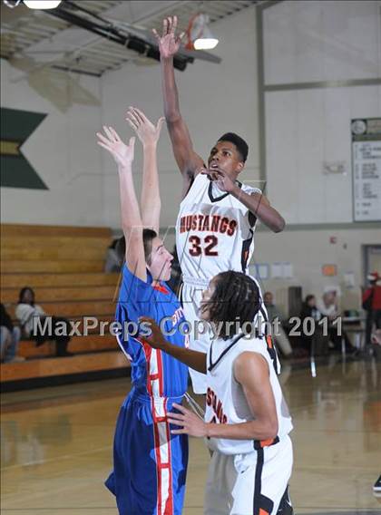 Thumbnail 3 in Foothill vs. Christian Brothers photogallery.