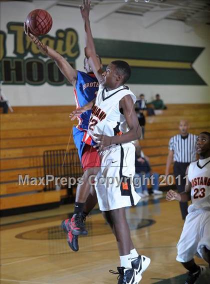 Thumbnail 3 in Foothill vs. Christian Brothers photogallery.
