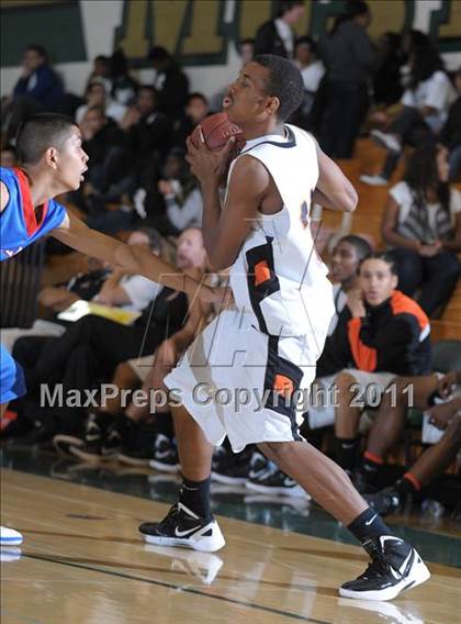 Thumbnail 2 in Foothill vs. Christian Brothers photogallery.