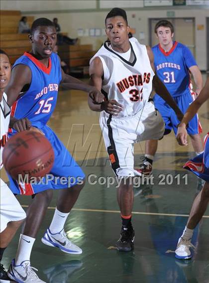 Thumbnail 2 in Foothill vs. Christian Brothers photogallery.