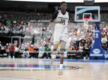 Thumbnail 2 in Prolific Prep of Napa Christian vs. St. Mark's (Thanksgiving Hoopfest) photogallery.