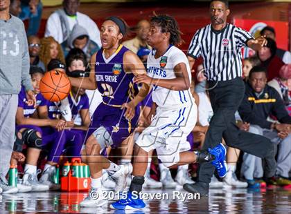 Thumbnail 2 in Dillard vs. South Shore (DICK'S National Tournament Semifinal) photogallery.
