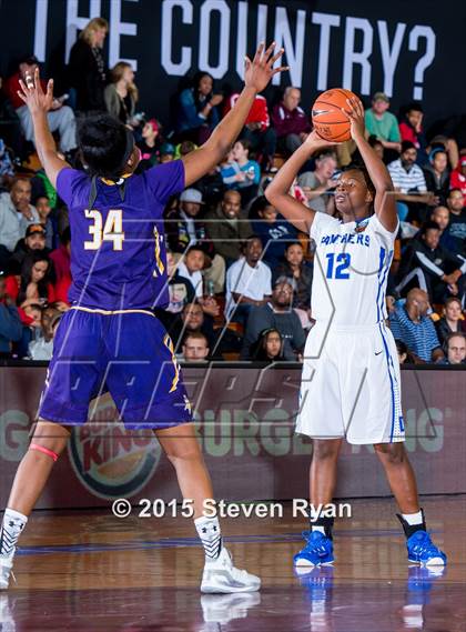 Thumbnail 1 in Dillard vs. South Shore (DICK'S National Tournament Semifinal) photogallery.