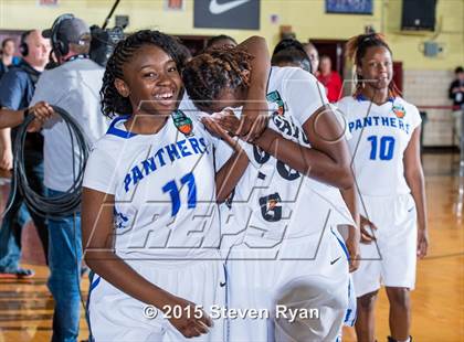 Thumbnail 3 in Dillard vs. South Shore (DICK'S National Tournament Semifinal) photogallery.