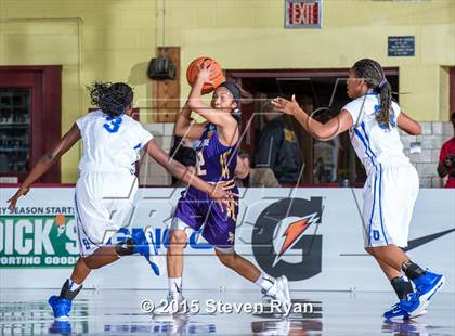 Thumbnail 3 in Dillard vs. South Shore (DICK'S National Tournament Semifinal) photogallery.