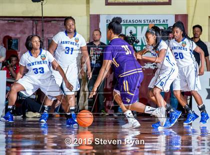 Thumbnail 2 in Dillard vs. South Shore (DICK'S National Tournament Semifinal) photogallery.