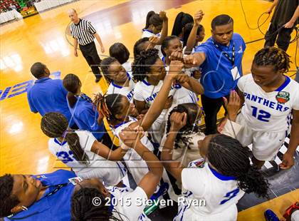 Thumbnail 3 in Dillard vs. South Shore (DICK'S National Tournament Semifinal) photogallery.
