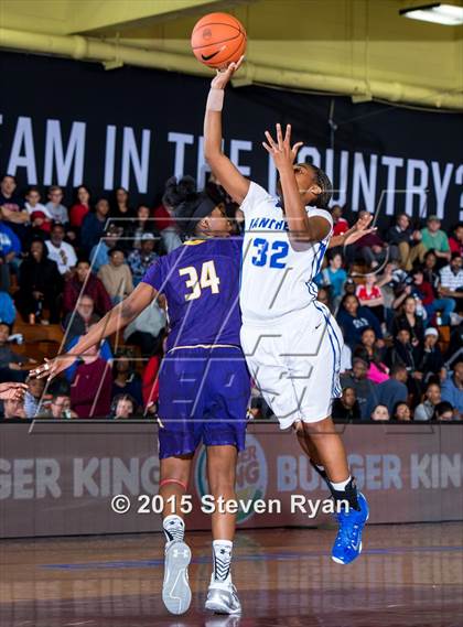 Thumbnail 3 in Dillard vs. South Shore (DICK'S National Tournament Semifinal) photogallery.