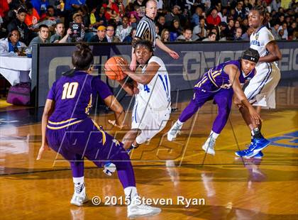 Thumbnail 1 in Dillard vs. South Shore (DICK'S National Tournament Semifinal) photogallery.
