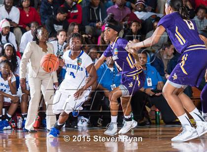 Thumbnail 3 in Dillard vs. South Shore (DICK'S National Tournament Semifinal) photogallery.