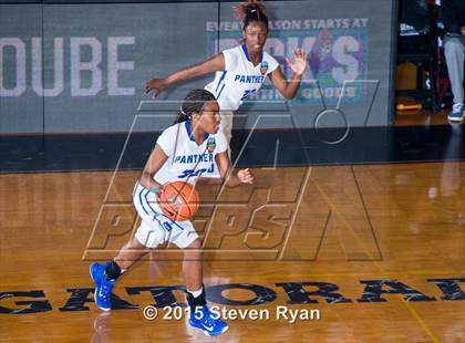 Thumbnail 1 in Dillard vs. South Shore (DICK'S National Tournament Semifinal) photogallery.
