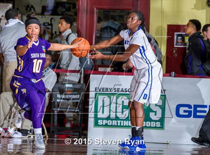 Thumbnail 2 in Dillard vs. South Shore (DICK'S National Tournament Semifinal) photogallery.