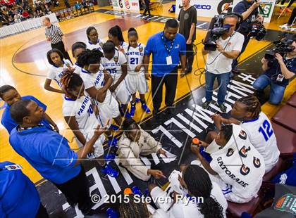 Thumbnail 2 in Dillard vs. South Shore (DICK'S National Tournament Semifinal) photogallery.