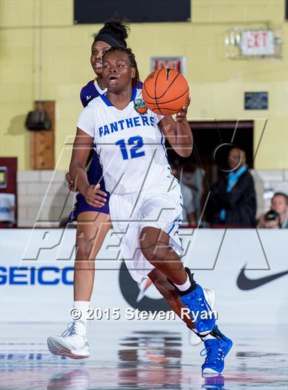 Thumbnail 2 in Dillard vs. South Shore (DICK'S National Tournament Semifinal) photogallery.