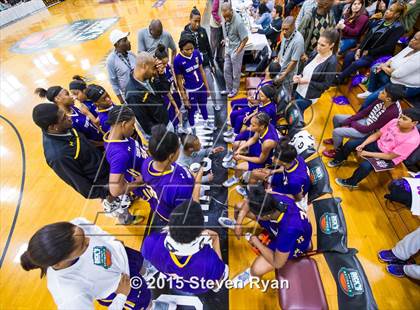 Thumbnail 2 in Dillard vs. South Shore (DICK'S National Tournament Semifinal) photogallery.