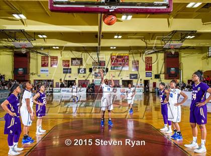 Thumbnail 3 in Dillard vs. South Shore (DICK'S National Tournament Semifinal) photogallery.