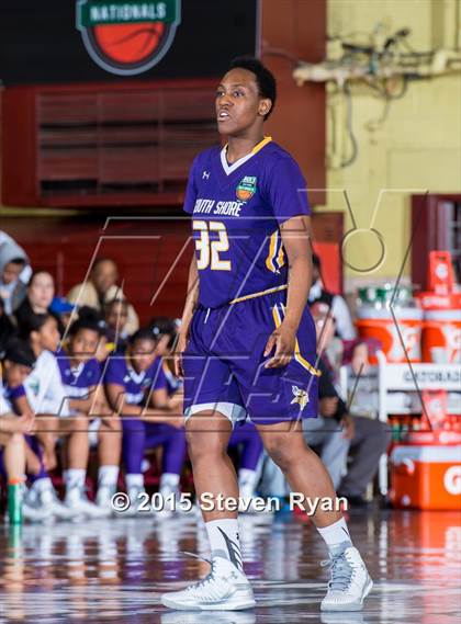 Thumbnail 3 in Dillard vs. South Shore (DICK'S National Tournament Semifinal) photogallery.