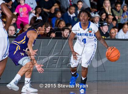 Thumbnail 1 in Dillard vs. South Shore (DICK'S National Tournament Semifinal) photogallery.