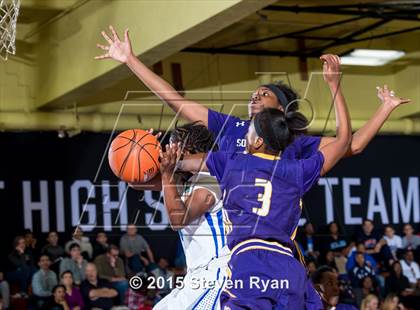 Thumbnail 1 in Dillard vs. South Shore (DICK'S National Tournament Semifinal) photogallery.