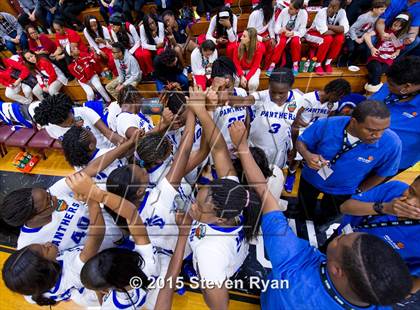 Thumbnail 2 in Dillard vs. South Shore (DICK'S National Tournament Semifinal) photogallery.